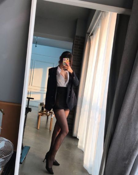 最年轻的小姨子在线_BDHD在线观看