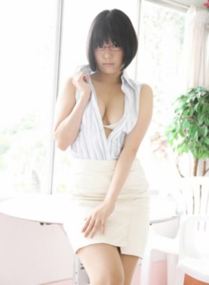 拨开两唇打花蒂戒尺_1080高清在线观看