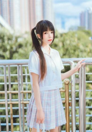 年轻的继母最新版_高清完整在线观看